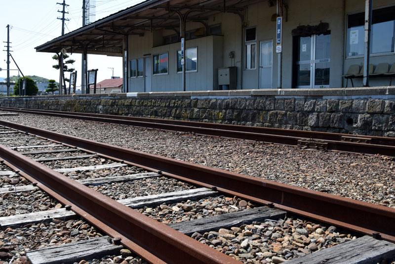 様似駅